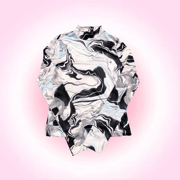 ♡ marble print mock neck top ♡ - Picture 4 of 4